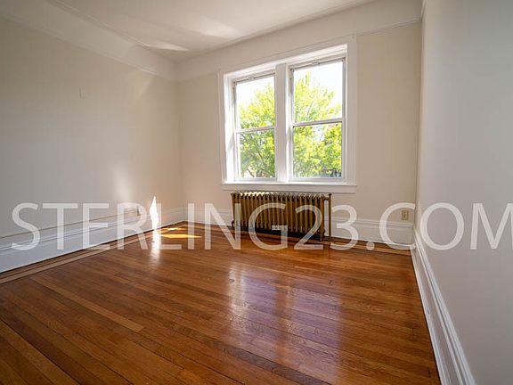 5th image of 42-02 Ditmars Blvd #2L