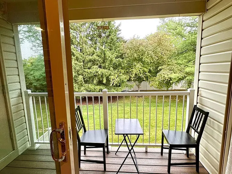 12 Stuart Dr #3 — Photo 19