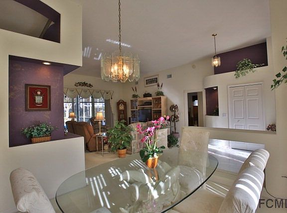 5th image of 16 Meadow Brooke Ln