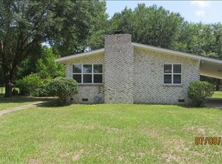 2133 Arrowwood Rd W, Camden, SC 29020