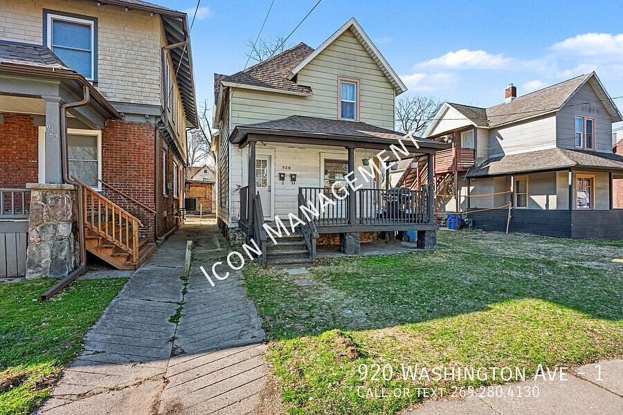 1st image of 920 Washington Ave #1