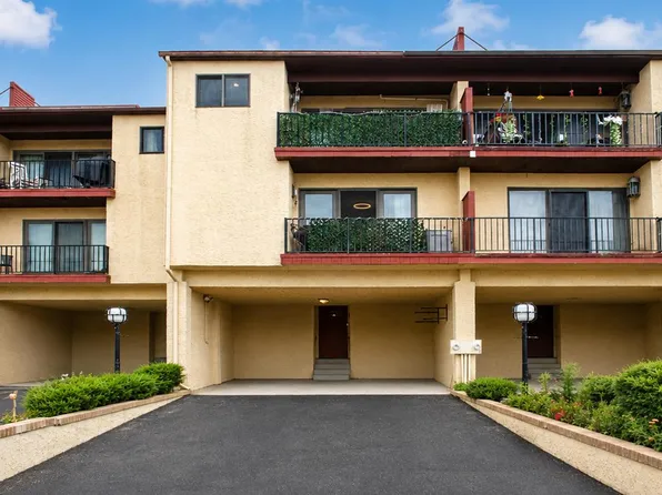 18 Empire Dr, Pleasantville, NJ 08232