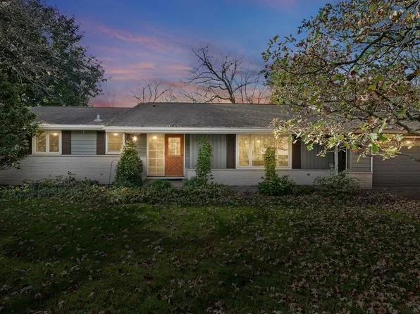 6625 S Oak Ln, Windsor, WI 53598