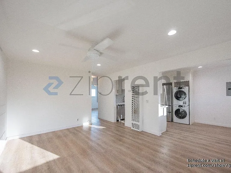 3816 Ruby St — Photo 2