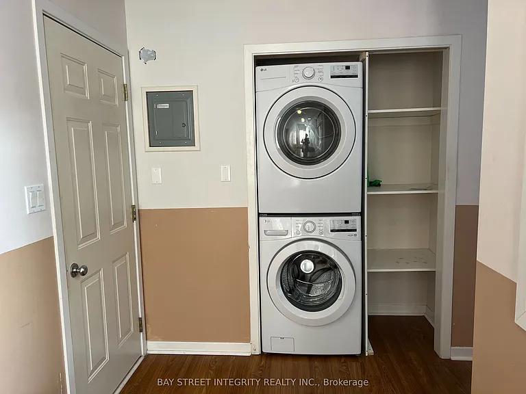 1339 Pinegrove Rd #2 — Photo 16