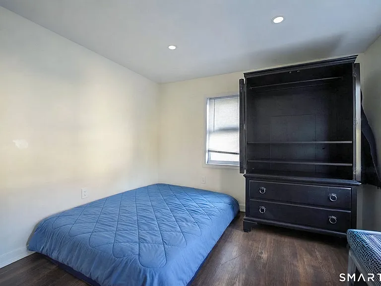 12 Smith St #2 — Photo 9