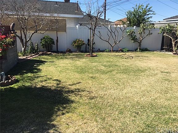 4th image of 6027 Eberle St