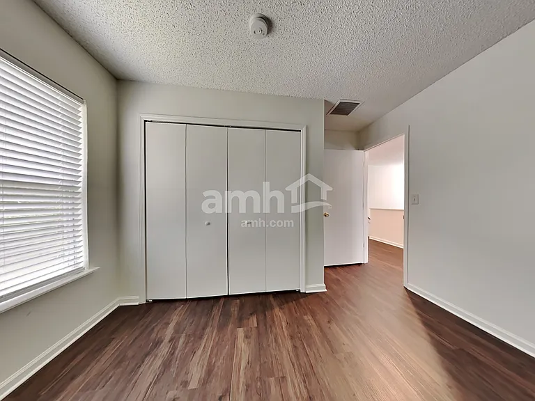 9645 Morgan Creek Ct — Photo 17