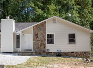 3742 Tree Bark Ln, Snellville, GA