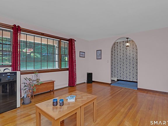 5th image of 245 Grindle Brook Road