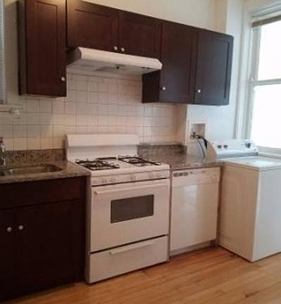 5th image of 6452 N Greenview Ave #1