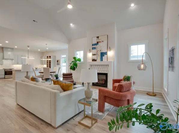 3004 9th Ave SW, Huntsville, AL 35805