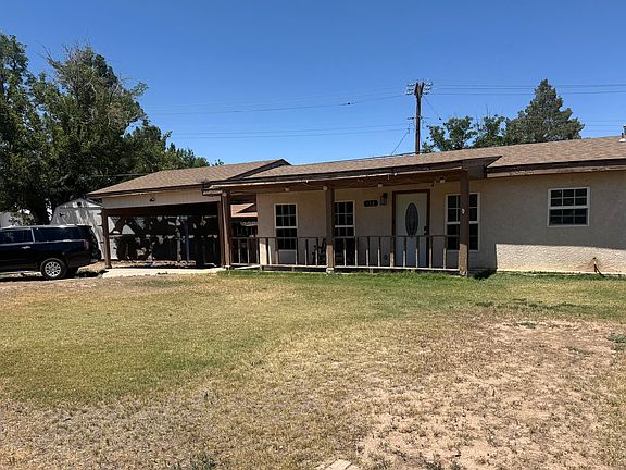 2nd image of 812 Carper Dr