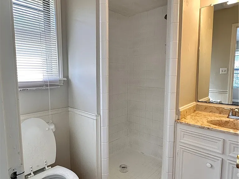 906 N Lbj Dr #4 — Photo 15