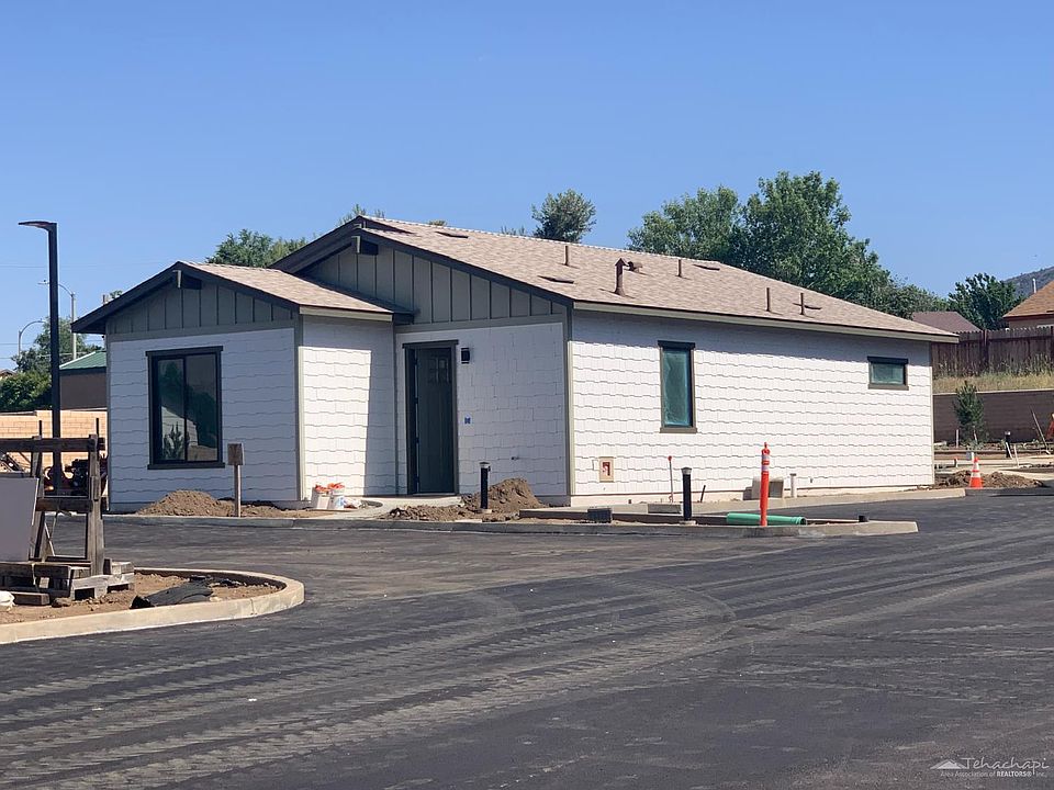 2nd image of 210 Pinon St #19