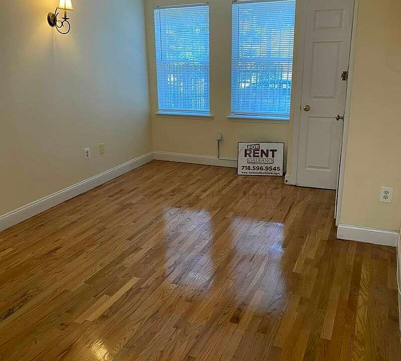 1st image of 118 Wolcott St #1A