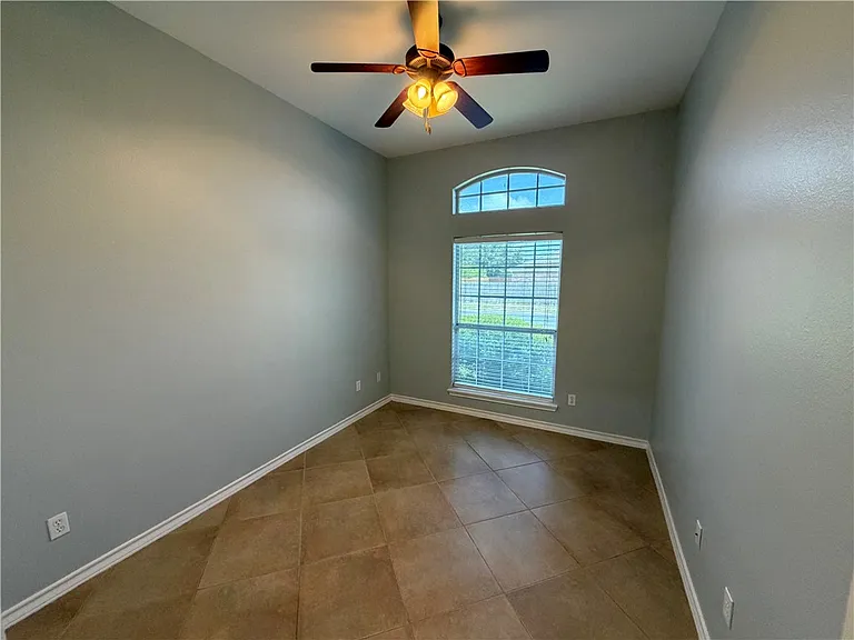 6706 Samba Dr — Photo 11