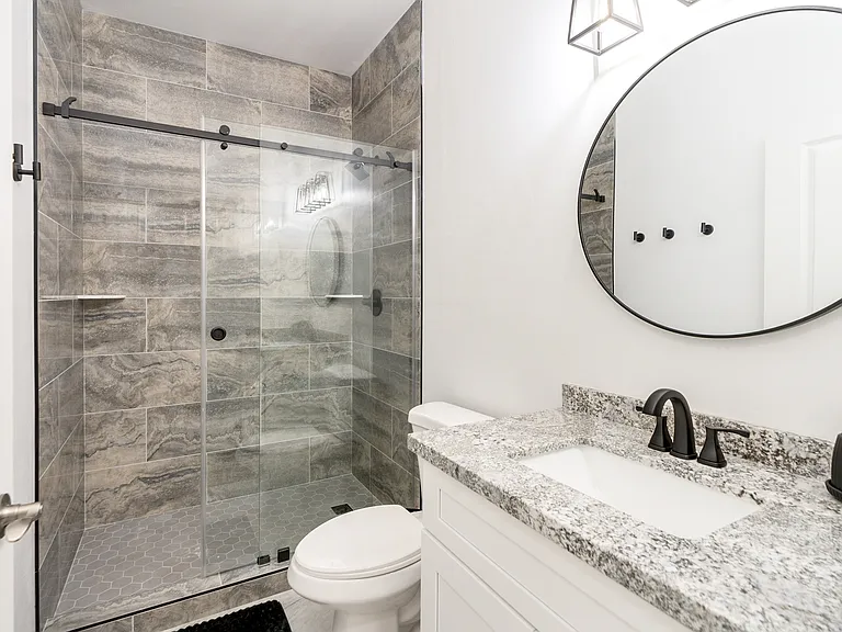 3731 N Stone Ave #2 — Photo 12