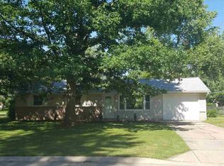 6116 Salge Dr, Fort Wayne, IN 46835