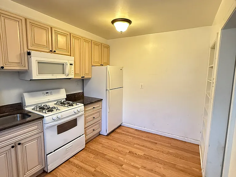8316 Roanoke Ave #1 — Photo 16