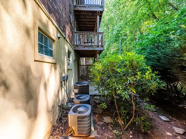 3665 Chestnut Dr #D2 — Photo 20