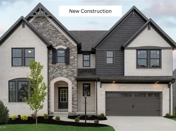 3193 Blossom Trl, Brunswick, OH 44212