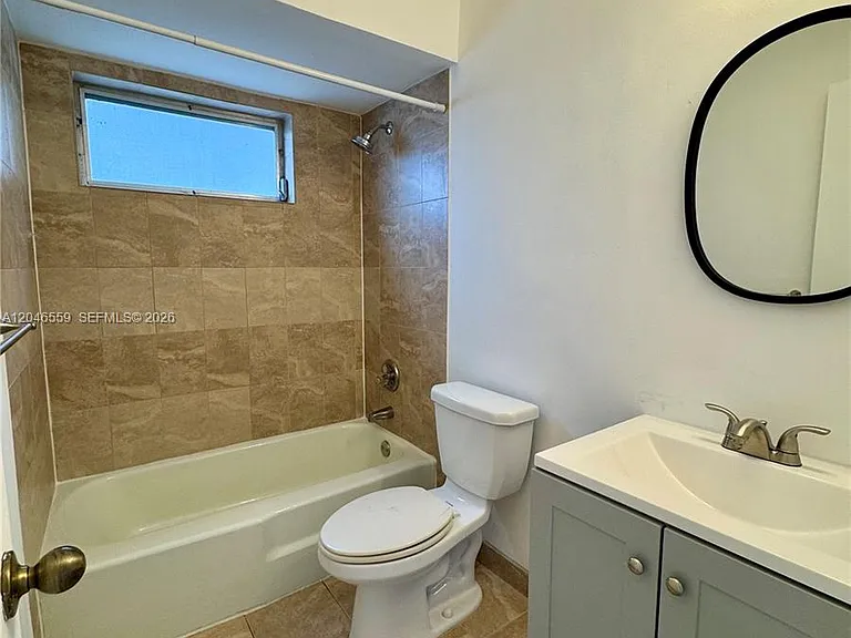 2495 SW 82nd Ave #205 — Photo 9