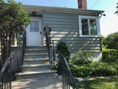 100 Horton St, Bronx, NY, 10464