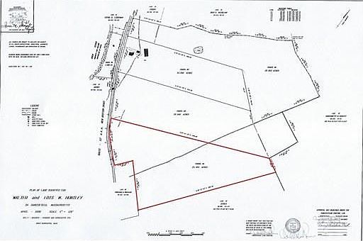 2nd image of 224 Sandisfield Rd