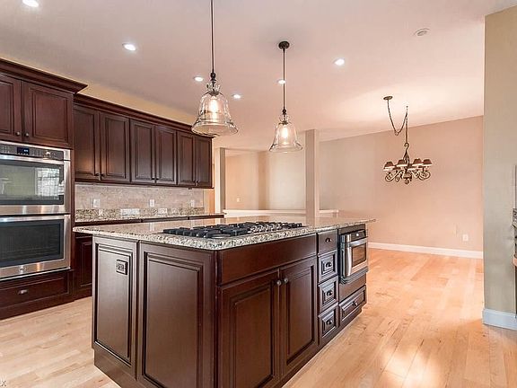 3rd image of 11775 Brooke Lyn Way