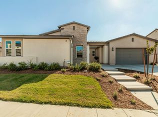 962 Horizon Dr, Madera, CA