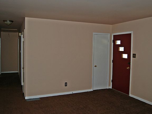 4th image of 1800 Biloxi Ct