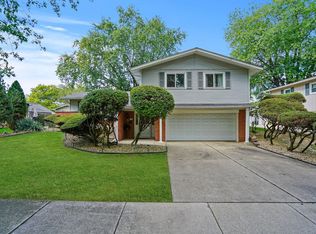 15130 Hillside Ave, Oak Forest, IL
