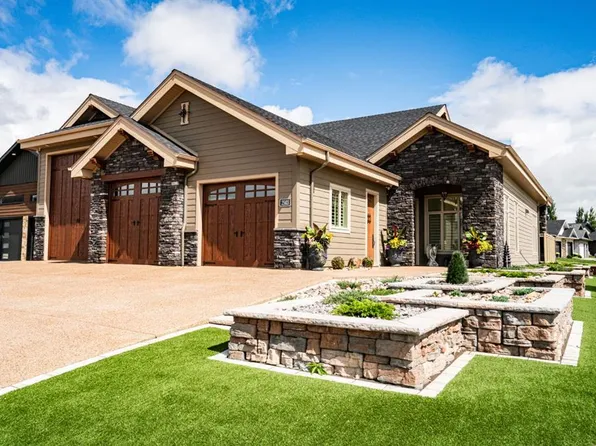 2903 W 61 Street Close, Camrose, AB T4V 5J5