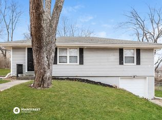 1312 E 83rd Ter, Kansas City, MO 64131
