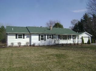 2865 Elmwood Dr, Adrian, MI 49221