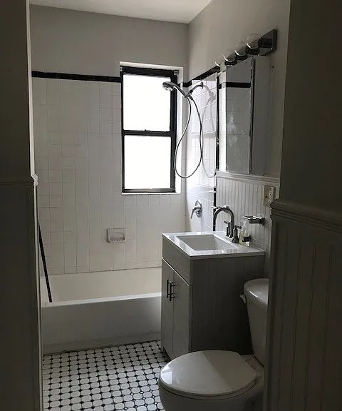 759 Avenue A #6 — Photo 2