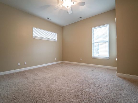 5th image of 13304 E Lake Shore Dr Unit 201