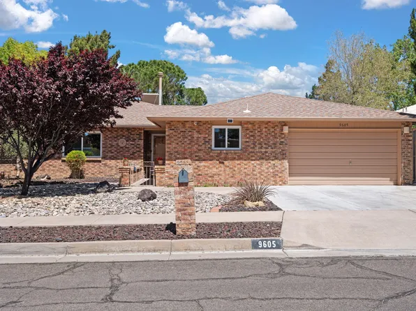 9605 Seligman Ave NE, Albuquerque, NM 87109