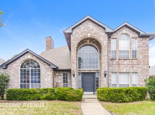 1301 Clear Creek Dr, Mesquite, TX 75181