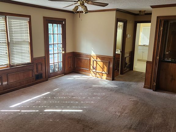 4th image of 4182 Long Branch Dr NE