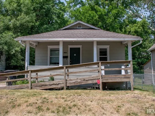 1251 Queen St, South Bend, IN 46616