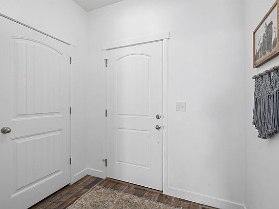 3rd image of 496 S Valkyries Ln
