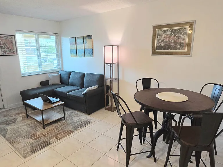 2145 Pierce St #305 — Photo 2