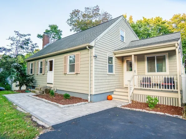 803 Turnpike St, Stoughton, MA 02072