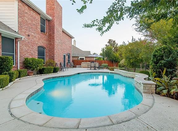 5th image of 1323 Chase Oaks Dr