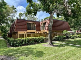 2769 5th Ct, Palm Harbor, FL 34684