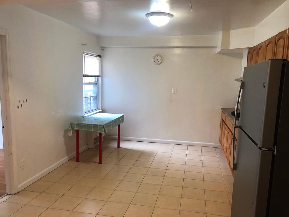 1st image of 6122 219th St