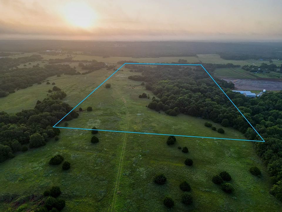 Lot 10 Boundaries