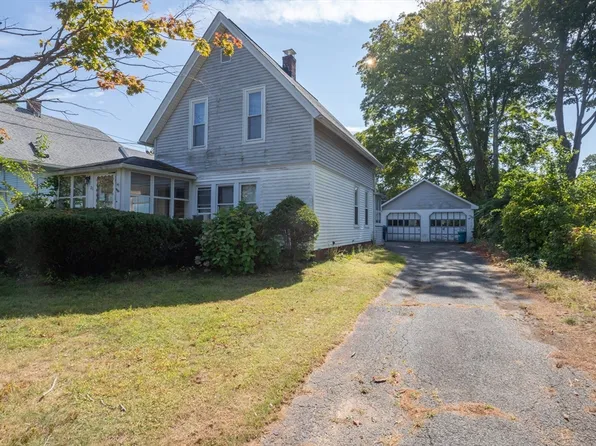 26 High St, East Longmeadow, MA 01028